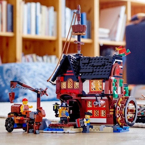 Lego Creator 3-in-1 31109 - Galeone dei pirati