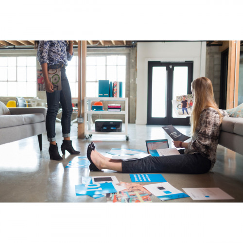 HP OfficeJet Pro 8210 stampante a getto...