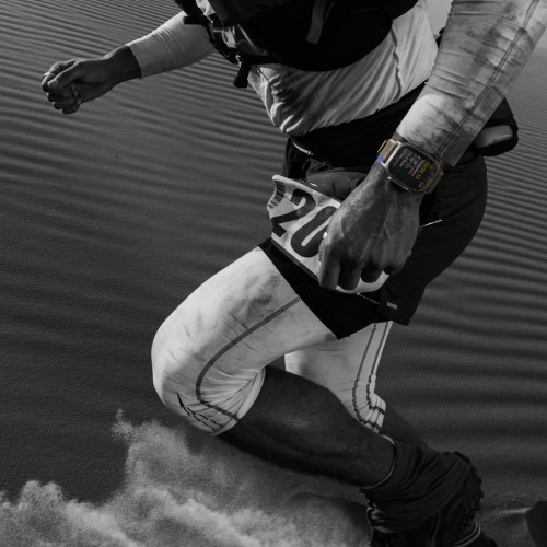 Apple Watch Ultra GPS + Cellular, 49mm Cassa in...