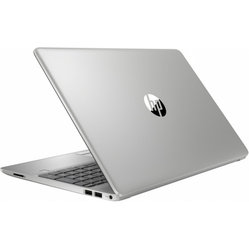 HP 250 G8 DDR4-SDRAM Computer portatile 39,6 cm...