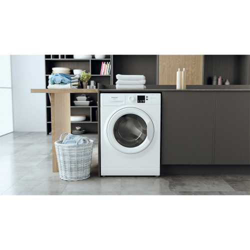 Hotpoint NFR428W IT - Lavatrice a Caricamento...