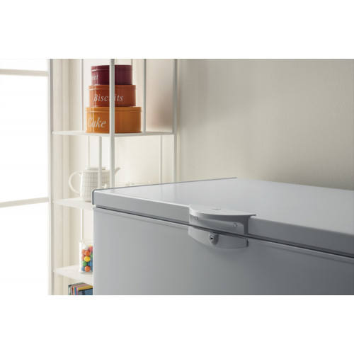 Indesit OS 1A 200 H 2 - Congelatore Orizzontale...