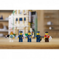 Lego Creator Expert 10278 - Stazione di Polizia