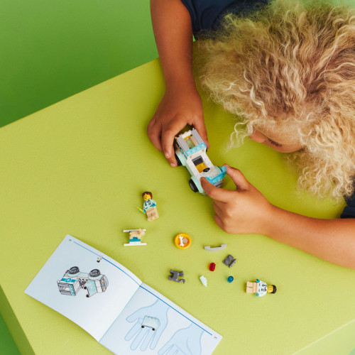 LEGO City Furgoncino di soccorso del veterinario