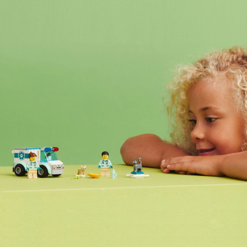 LEGO City Furgoncino di soccorso del veterinario