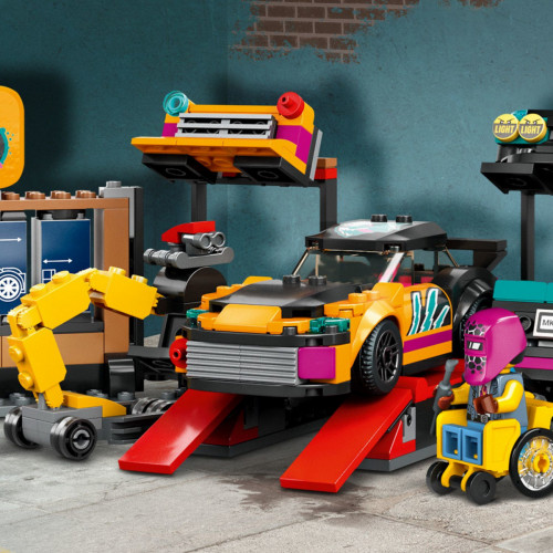 LEGO City Garage auto personalizzato