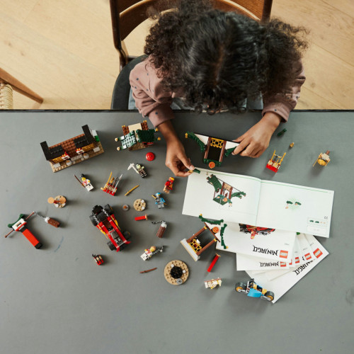LEGO NINJAGO Set creativo di mattoncini Ninja