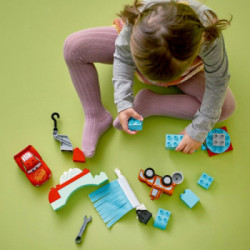 LEGO DUPLO Divertimento all’autolavaggio con Saetta McQueen e Cricchetto