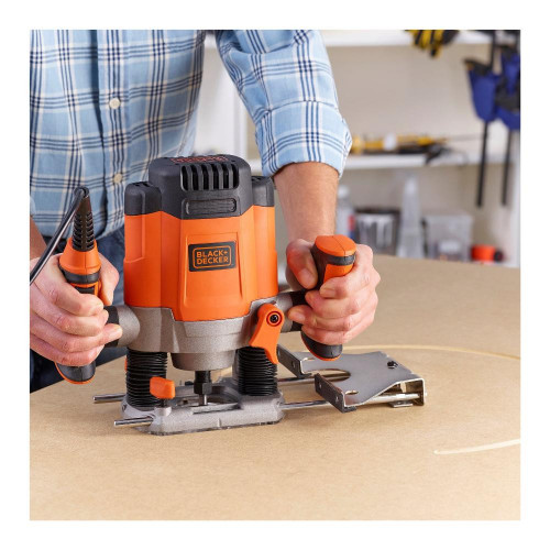 Black Decker KW1200EKA-QS - Fresatrice 1200W,...