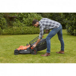 Black+Decker BEMW461BH-QS - Rasaerba 1400 W, Larghezza Taglio 34 cm, 6 Altezze Taglio 20-70 mm, Cesto 40 Lt., Impugnatura Bike