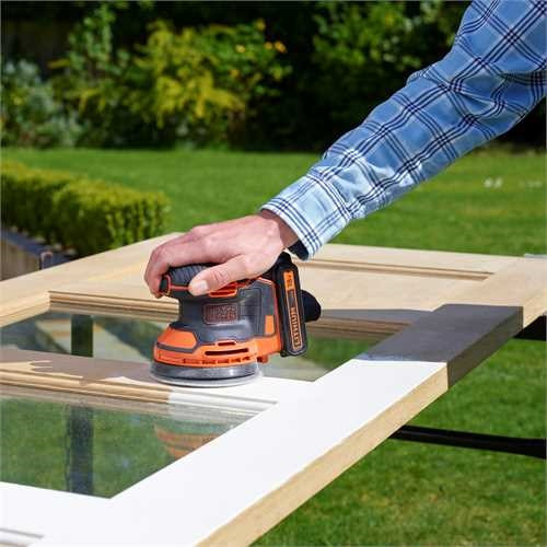 Black Decker BDCROS18 - Levigatrice...