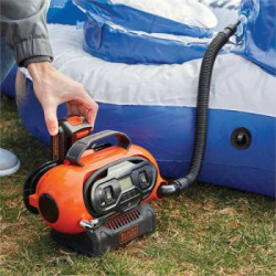 Black Decker BDCINF18N-QS - Compressore ad Aria, 11.03 Bar Pressione Max, Quadrante Digitale, Corrente 12V (accendisigari auto)
