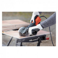 Black Decker BEG210K-QS - Smerigliatrice angolare 900W 115 mm con tecnologia No-Volt Release e Soft Start con valigetta