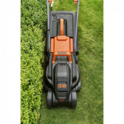 Black+Decker BEMW351-QS - Rasaerba 1000 W, Larghezza Taglio 32 cm, 3 Altezze Taglio 20-40-60 mm, Capacità Cesto 30 Lt.