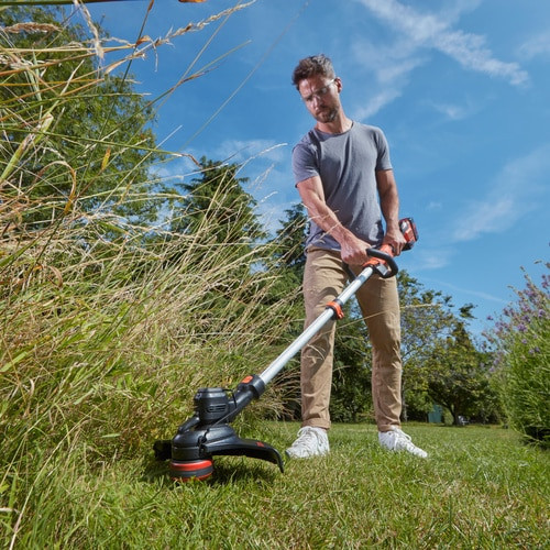 Black+Decker BCSTE636L1-QW - Tagliabordi a...