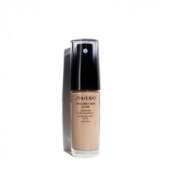 Shiseido Synchro Skin Glow Luminizing Fluid Foundation