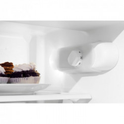 Indesit T 16 A1 D/I 1 - Frigorifero Doppia Porta da Incasso, 239 Litri, Classe F