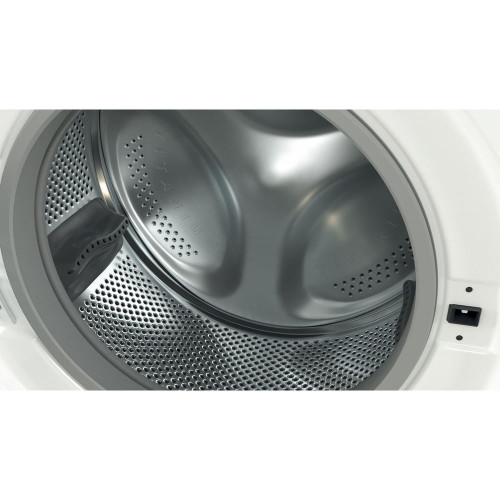 Indesit BWSA 7125X WV IT lavatrice Caricamento...