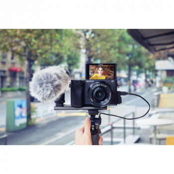 Sony α Alpha 6400 con... 2