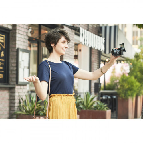 Sony α Alpha 6100 Fotocamera Digitale...