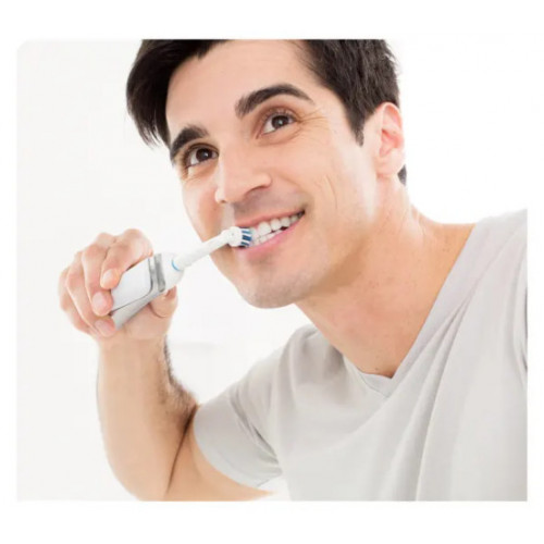 Oral-B Cross Action - Testine di Ricambio...