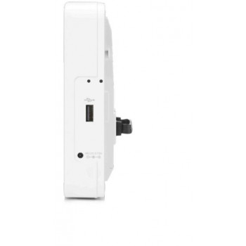 Aruba, a Hewlett Packard... 2