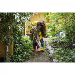 Fiskars 1001418 Scopa Per Bambini, Lunghezza: 80 Cm, Setole In Plastica/Manico In Alluminio, Blu/Arancione, Myfirst Fiskars