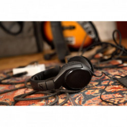 Sennheiser HD 200 PRO Cuffie Padiglione auricolare Nero