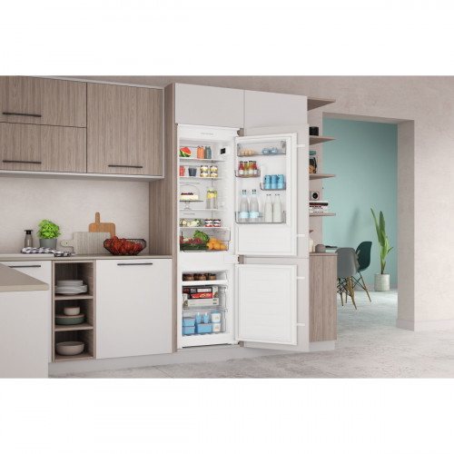 Indesit INC18 T111 - Frigorifero da Incasso...