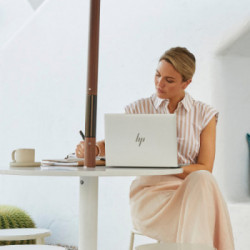 HP EliteBook 1040 14 inch G9 Notebook PC Wolf Pro Security Edition