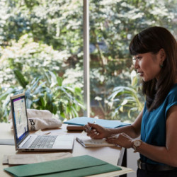 HP EliteBook 650 G9 i5-1235U Computer portatile 39,6 cm (15.6") Full HD Intel® Core™ i5 16 GB DDR4-SDRAM 512 GB SSD Wi-Fi 6E