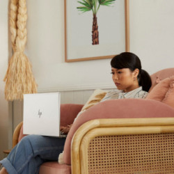 HP EliteBook 650 G9 i7-1255U Computer portatile 39,6 cm (15.6") Full HD Intel® Core™ i7 16 GB DDR4-SDRAM 512 GB SSD NVIDIA