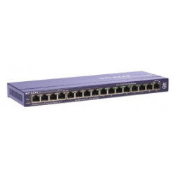 Netgear FS116PEU switch di rete Fast Ethernet (10/100) Supporto Power over Ethernet (PoE)