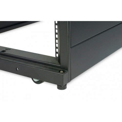 APC NetShelter SX 42U 600mm Wide x 1070mm Deep...