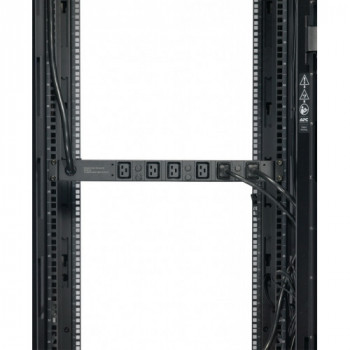 APC Basic Rack PDU AP7526... 2