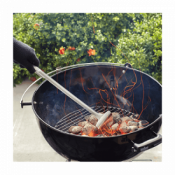 Weber Master Touch GBS E-5750 BLK EU - Barbecue a Carbone, 57 cm, Modello 14701053 + 2 Sacchetti di Bricchetti da 8 Kg