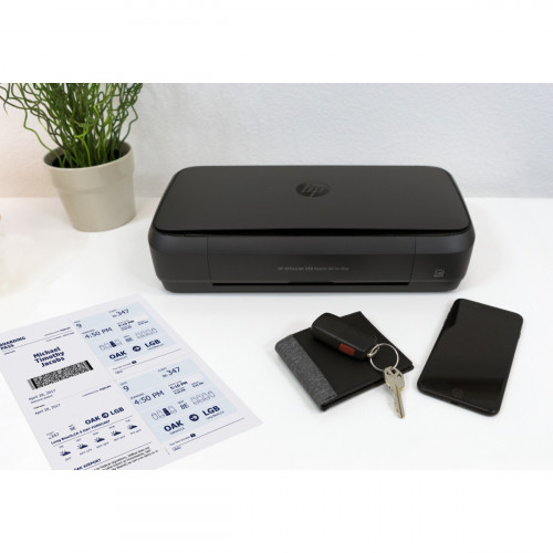 HP OfficeJet 250 Getto termico d'inchiostro A4...