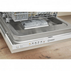 Indesit DSIE 2B10 - Lavastoviglie Slim da Incasso, 45 cm, 10 Coperti, Classe F