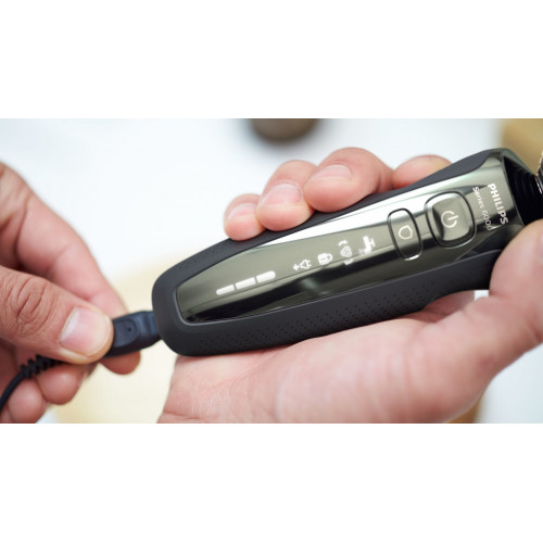 Philips Rasoio elettrico Wet & Dry con lame...