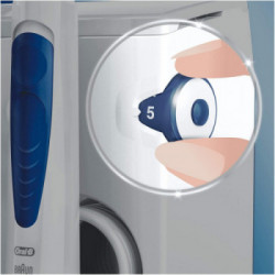 Oral-B Smart 5000 + OxyJet - Kit Spazzolino Elettrico + Idropulsore, 6 Testine, 4 Testine Oxyjet