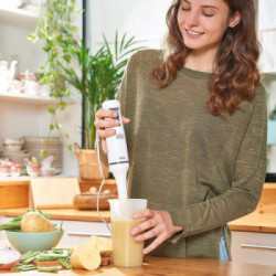 Black & Decker BXHB500E - Frullatore ad Immersione, 500 W, 4 Lame con Bicchiere Graduato