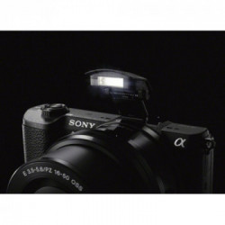 Sony Alpha 5100L, fotocamera mirrorless con obiettivo 16-50 mm, attacco E, sensore APS-C, 24.3 MP