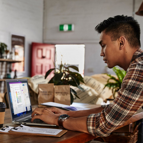 HP ProBook 455 G9 5625U Computer portatile 39,6...