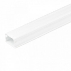 StarTech.com Canalina per la gestione dei cavi solida con nastro adesivo e coperchio, 19mm P x 13mm H - 1,8m L , canaletta in