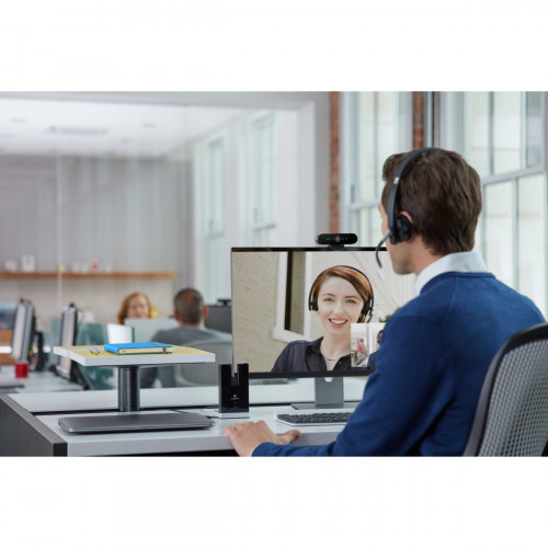 Logitech BRIO webcam 4096 x 2160 Pixel USB 3.2...