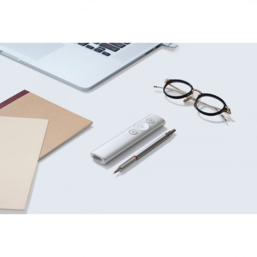 Logitech Spotlight puntatore wireless...