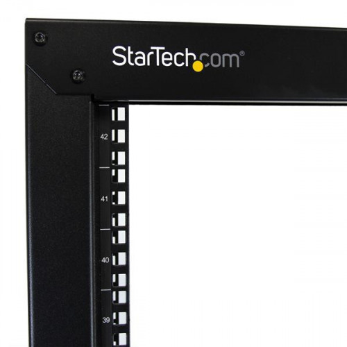 StarTech.com Armadio Server Rack con 2 staffe a...