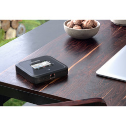 Netgear M5 Modem/router di rete cellulare