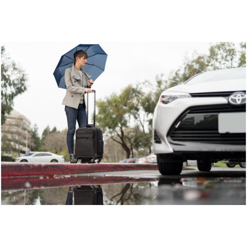 Kensington Trolley per laptop a quattro ruote...