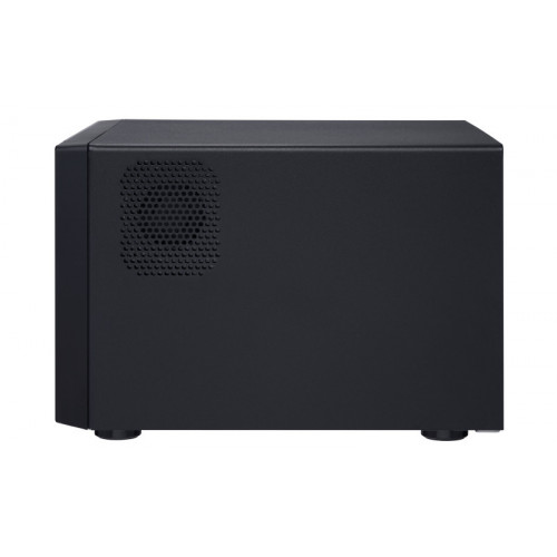 QNAP TVS-672XT i3-8100T Collegamento ethernet...